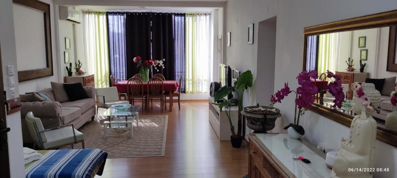 Two Bedroom Apartment 3 Minutes From The Beach Tel Aviv Ngoại thất bức ảnh