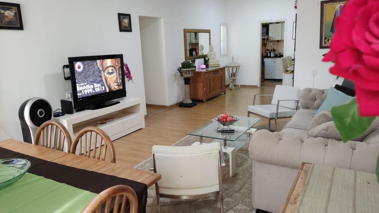 Two Bedroom Apartment 3 Minutes From The Beach Tel Aviv Ngoại thất bức ảnh