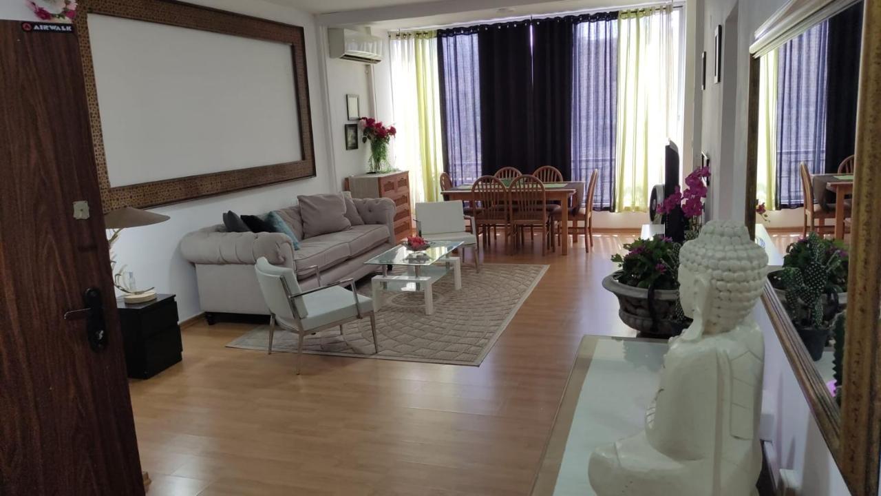 Two Bedroom Apartment 3 Minutes From The Beach Tel Aviv Ngoại thất bức ảnh